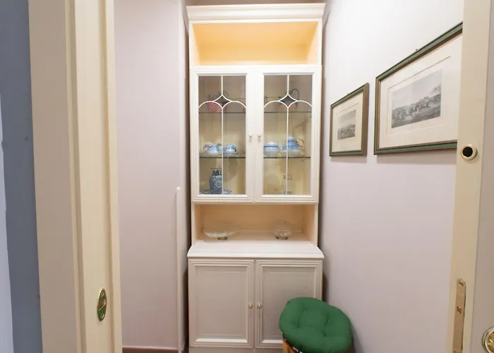 Ernesta 3br Lovely By The Spanish Steps Appartement Rome